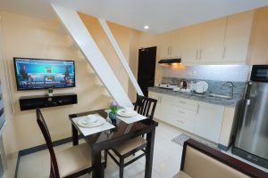 ROOM 305 A-IMG_7979 (1)
